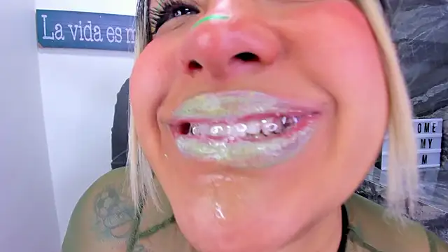 miss danika online show from 03-17-26, 11:24