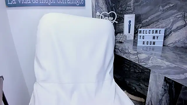 miss danika online show from 01-07-26, 11:04