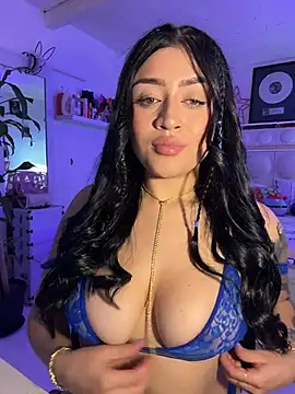 lucianaroy online show from 04-08-26, 03:19