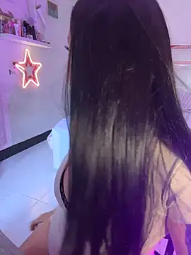 lucianaroy online show from 03-12-26, 09:08