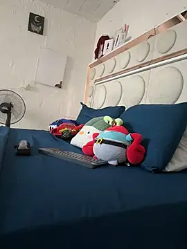 lucianaroy online show from 11-10-25, 08:36