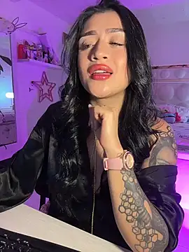 lucianaroy online show from 03-21-26, 03:19