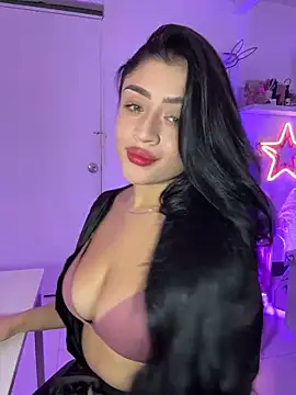 lucianaroy online show from 12-21-25, 01:19