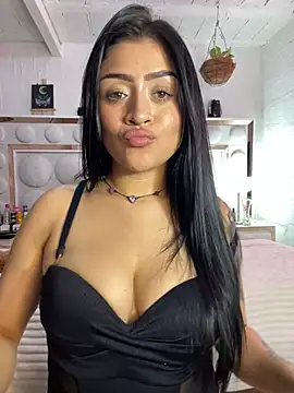 lucianaroy online show from 01-28-25, 01:18