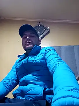 TrainedFinder5 online show from 10-02-25, 04:38