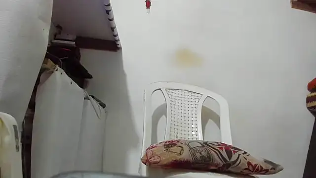 hugo3918  online show from 04-04-26, 03:02