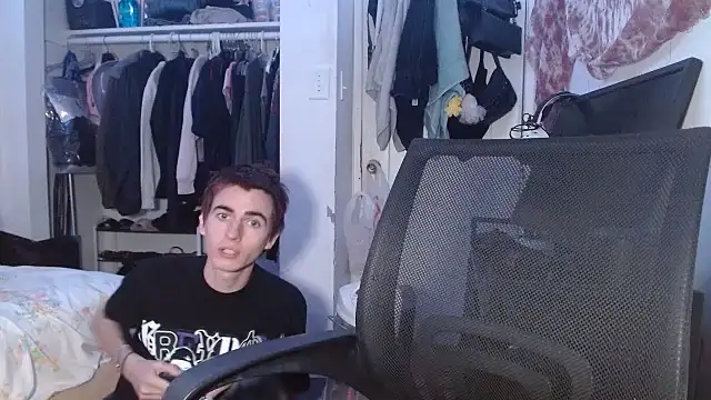 spicylaboi online show from 12-29-24, 04:29