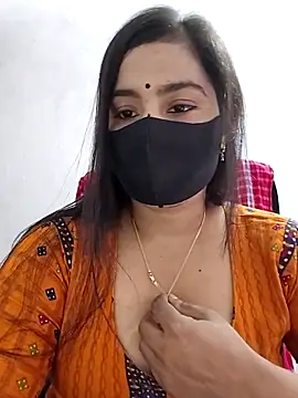 Snapshot of Ritusri_Dotta chatting on 09-28-25, 09:05 Ritusri Dotta online show from 09-28-25, 09:05