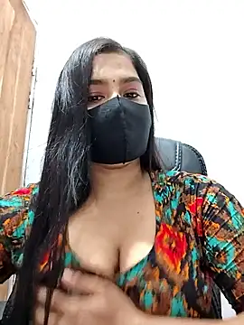 Snapshot of Ritusri_Dotta chatting on 09-12-25, 04:51 Ritusri Dotta online show from 09-12-25, 04:51
