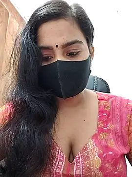 Snapshot of Ritusri_Dotta chatting on 03-03-25, 05:09 Ritusri Dotta online show from 03-03-25, 05:09