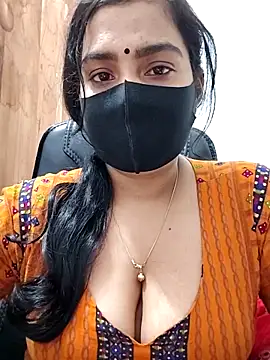 Snapshot of Ritusri_Dotta chatting on 02-20-25, 06:57 Ritusri Dotta online show from 02-20-25, 06:57