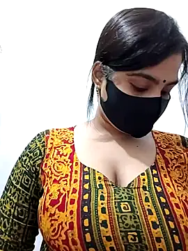 Snapshot of Ritusri_Dotta chatting on 10-16-25, 03:31 Ritusri Dotta online show from 10-16-25, 03:31