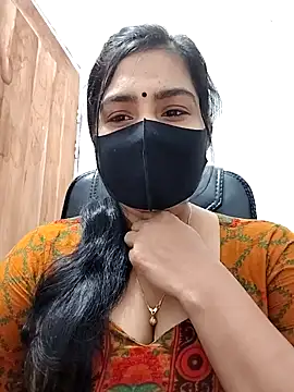 Snapshot of Ritusri_Dotta chatting on 02-09-25, 04:07 Ritusri Dotta online show from 02-09-25, 04:07
