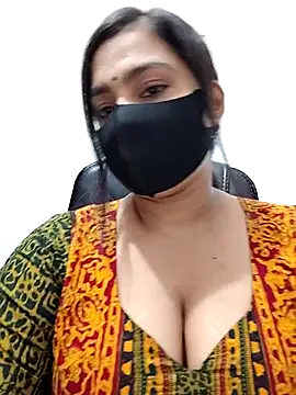 Snapshot of Ritusri_Dotta chatting on 10-19-25, 06:10 Ritusri Dotta online show from 10-19-25, 06:10