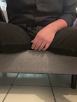 Snapshot of Piscislove chatting on 02-11-26, 08:09 Piscislove online show from 02-11-26, 08:09