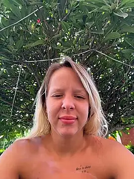 Snapshot of LikaCat chatting on 05-23-26, 02:10 LikaCat online show from 05-23-26, 02:10