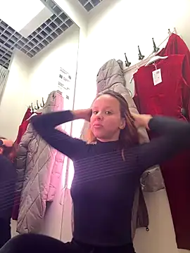 LikaCat online show from 11-17-25, 03:54