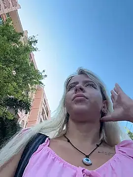 LikaCat online show from 04-10-26, 01:45