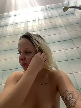 LikaCat online show from 03-02-26, 03:29