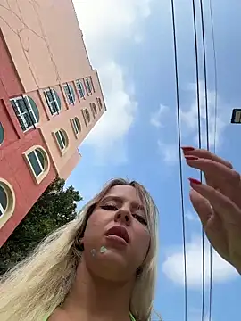 LikaCat online show from 04-15-26, 01:55