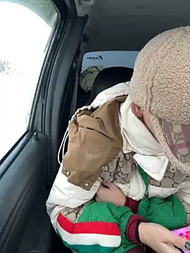 LikaCat online show from 11-04-25, 02:15