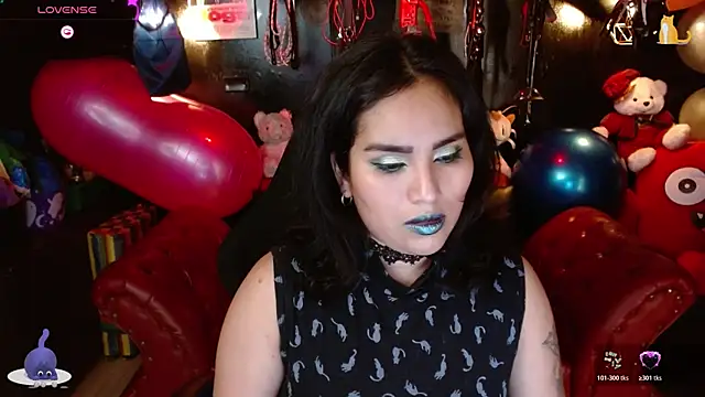 kureiji hentaii online show from 11-17-25, 09:30