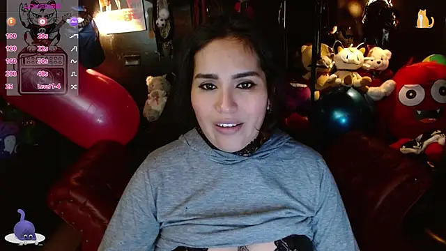 Snapshot of kureiji_hentaii chatting on 02-10-26, 04:11 kureiji hentaii online show from 02-10-26, 04:11