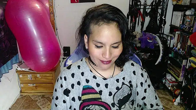 kureiji hentaii online show from 06-17-26, 04:56