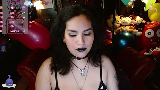 Snapshot of kureiji_hentaii chatting on 02-03-26, 04:43 kureiji hentaii online show from 02-03-26, 04:43