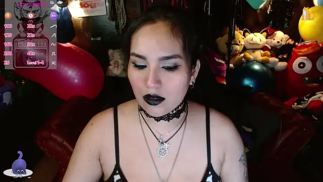 Snapshot of kureiji_hentaii chatting on 02-05-26, 05:36 kureiji hentaii online show from 02-05-26, 05:36