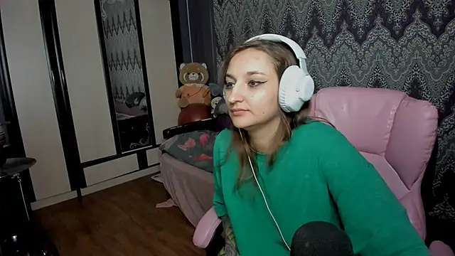 Snapshot of AlexRacc00n chatting on 12-05-24, 12:47 AlexRacc00n online show from 12-05-24, 12:47