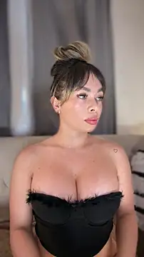 Alison Diaz17 online show from 04-04-26, 10:16