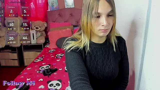 Tiffany bunny2023 online show from 01-14-26, 06:55