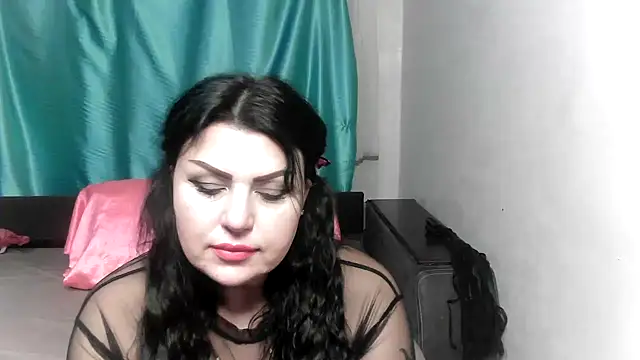Snapshot of kataleya94 chatting on 02-13-25, 01:29 kataleya94 online show from 02-13-25, 01:29