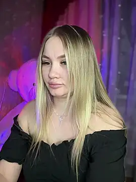 AmeliaAllem online show from 02-26-25, 07:10