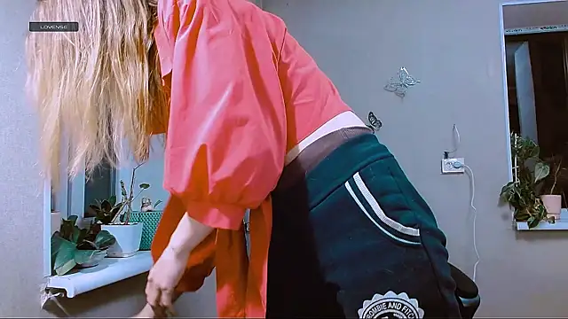 RosaJil online show from 03-15-26, 05:53