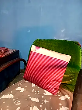 Snapshot of Gulabo-jaan chatting on 12-05-25, 05:22 Gulabo-jaan online show from 12-05-25, 05:22