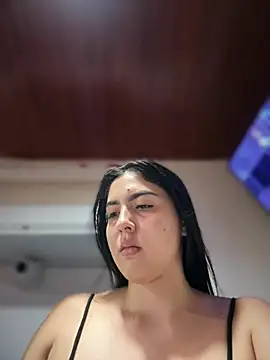 MarianaBenz online show from 02-04-26, 11:55