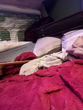 Followthepiper online show from 12-19-25, 08:38