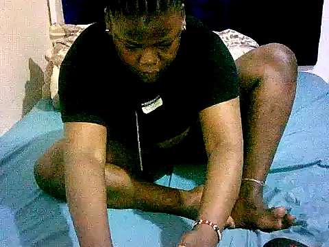 honeypotsweet online show from 12-14-25, 12:11