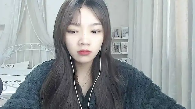 Jenny-Z online show from 12-15-25, 02:06