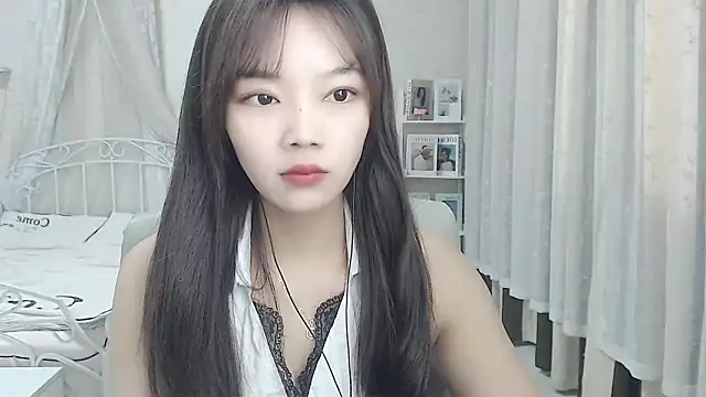 Jenny-Z online show from 10-25-25, 01:49