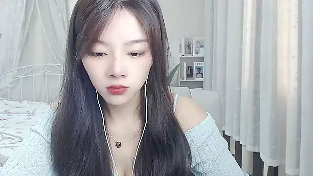 Jenny-Z online show from 06-16-26, 01:38