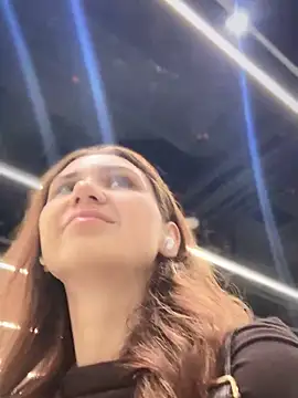 QuitieLia online show from 09-24-25, 08:21