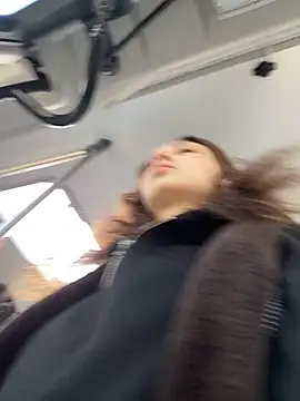 QuitieLia online show from 03-22-26, 07:21