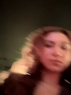 QuitieLia online show from 10-06-25, 03:57