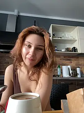 QuitieLia online show from 01-15-26, 07:12