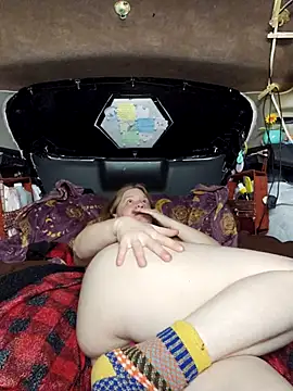 shadow199393 online show from 04-09-26, 03:08