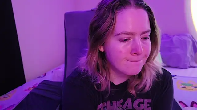 InternetFairy XO online show from 11-22-25, 05:39