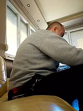 Snapshot of LSD669 chatting on 10-30-25, 08:01 LSD669 online show from 10-30-25, 08:01